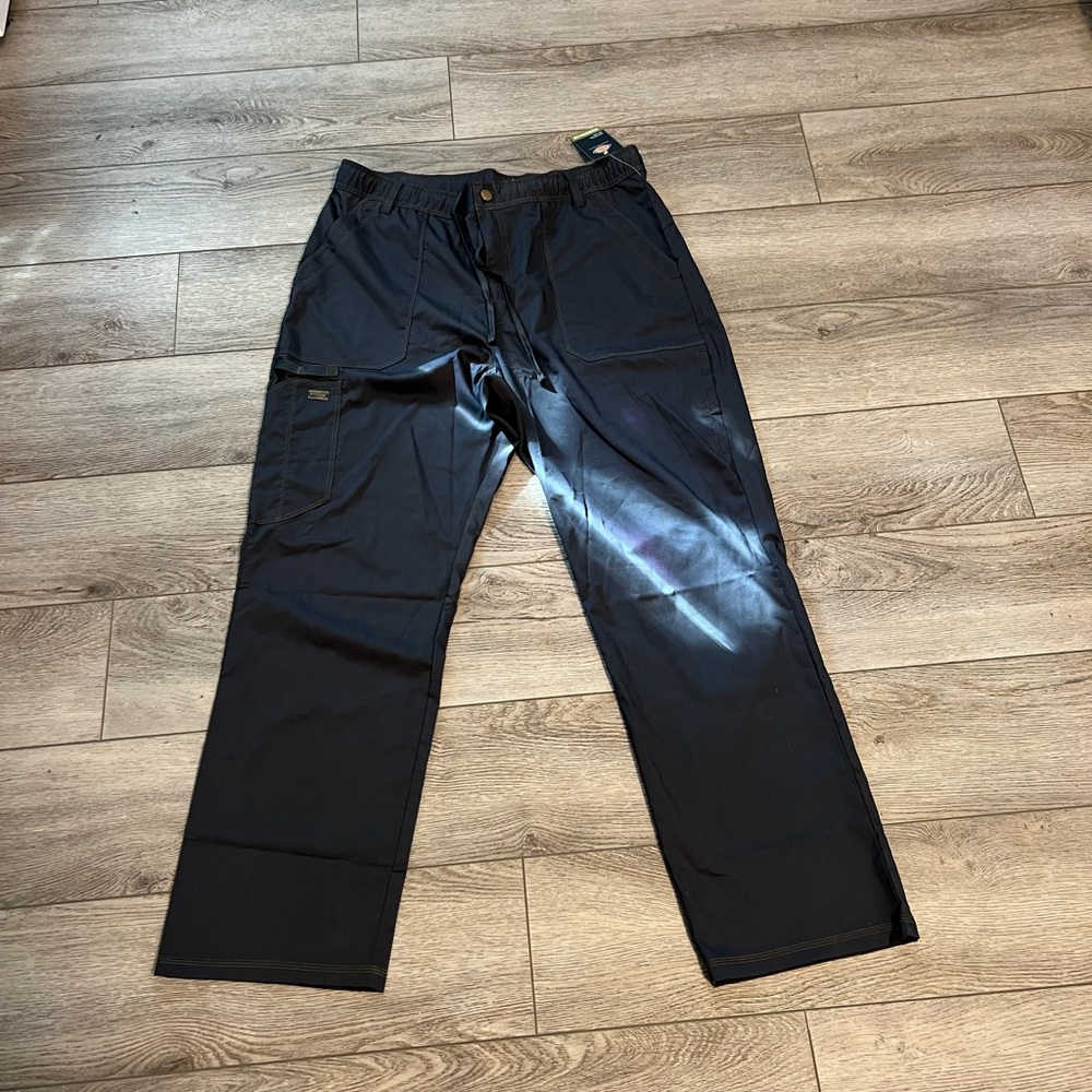 NEW WITH TAGS MENS LIGHT WEIGHT DICKES PANTS SIZE XL